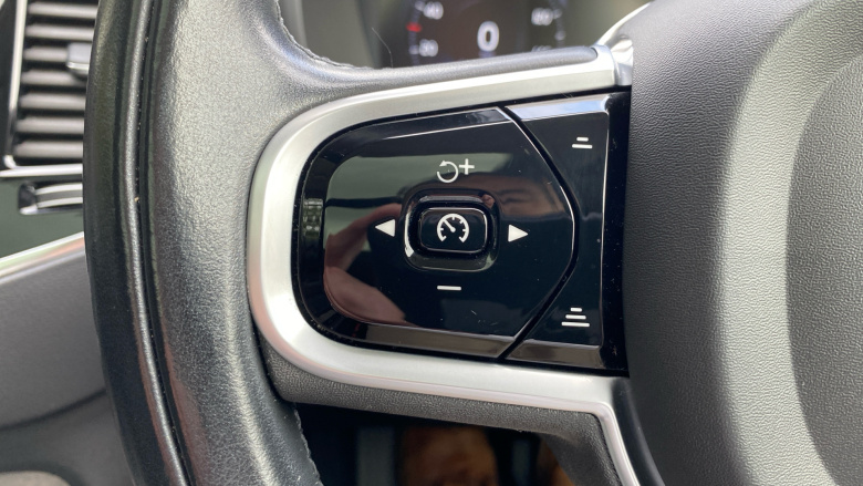 Volvo Xc90 2.0 B5D [235] Inscription Pro 5dr AWD Geartronic Diesel Estate